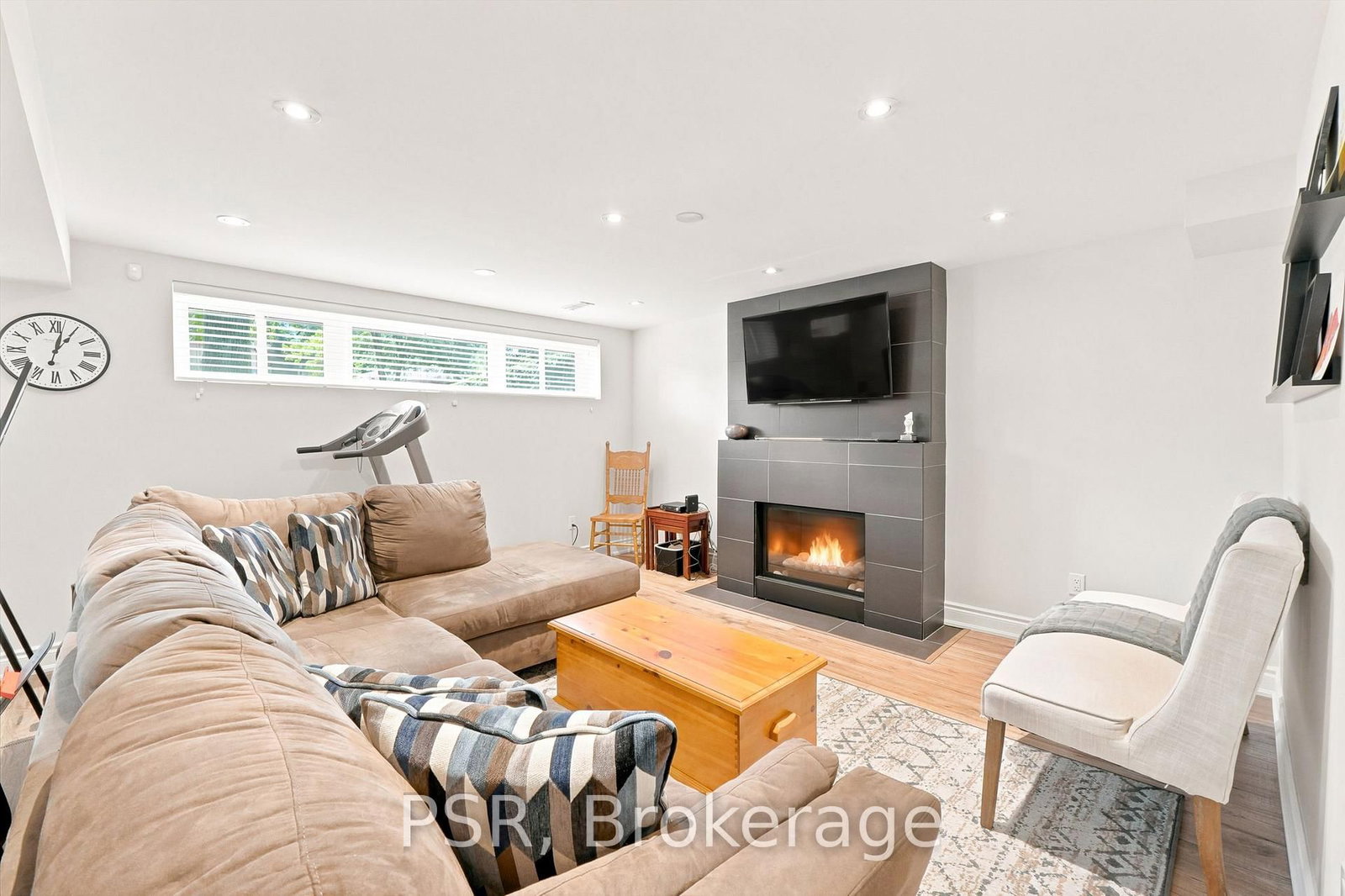 61 Robinglade Drive • Toronto, ON photo 31