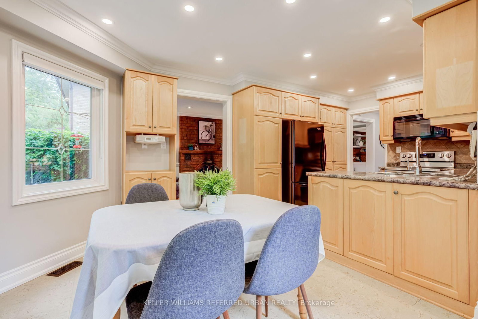 4235 Perivale Road • Mississauga, ON photo 9
