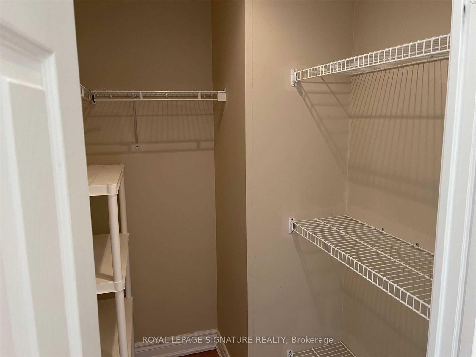 2811-25 Kingsbridge Garden Circ, Mississauga, view 15