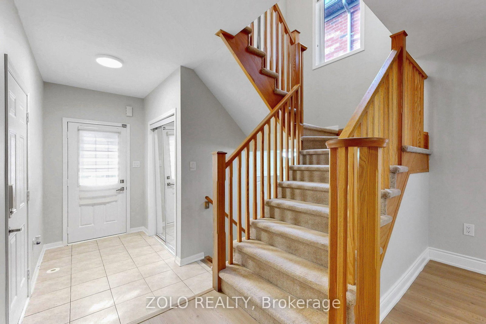 128 Van Fleet Terr • Milton, ON photo 9