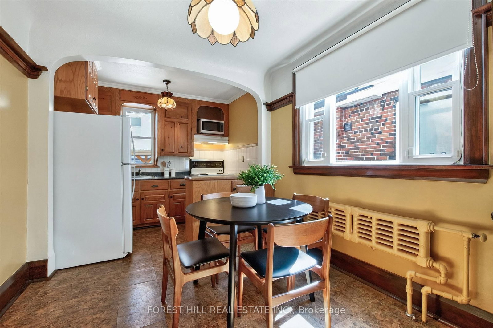 11 Yarrow Road • Toronto, ON photo 14