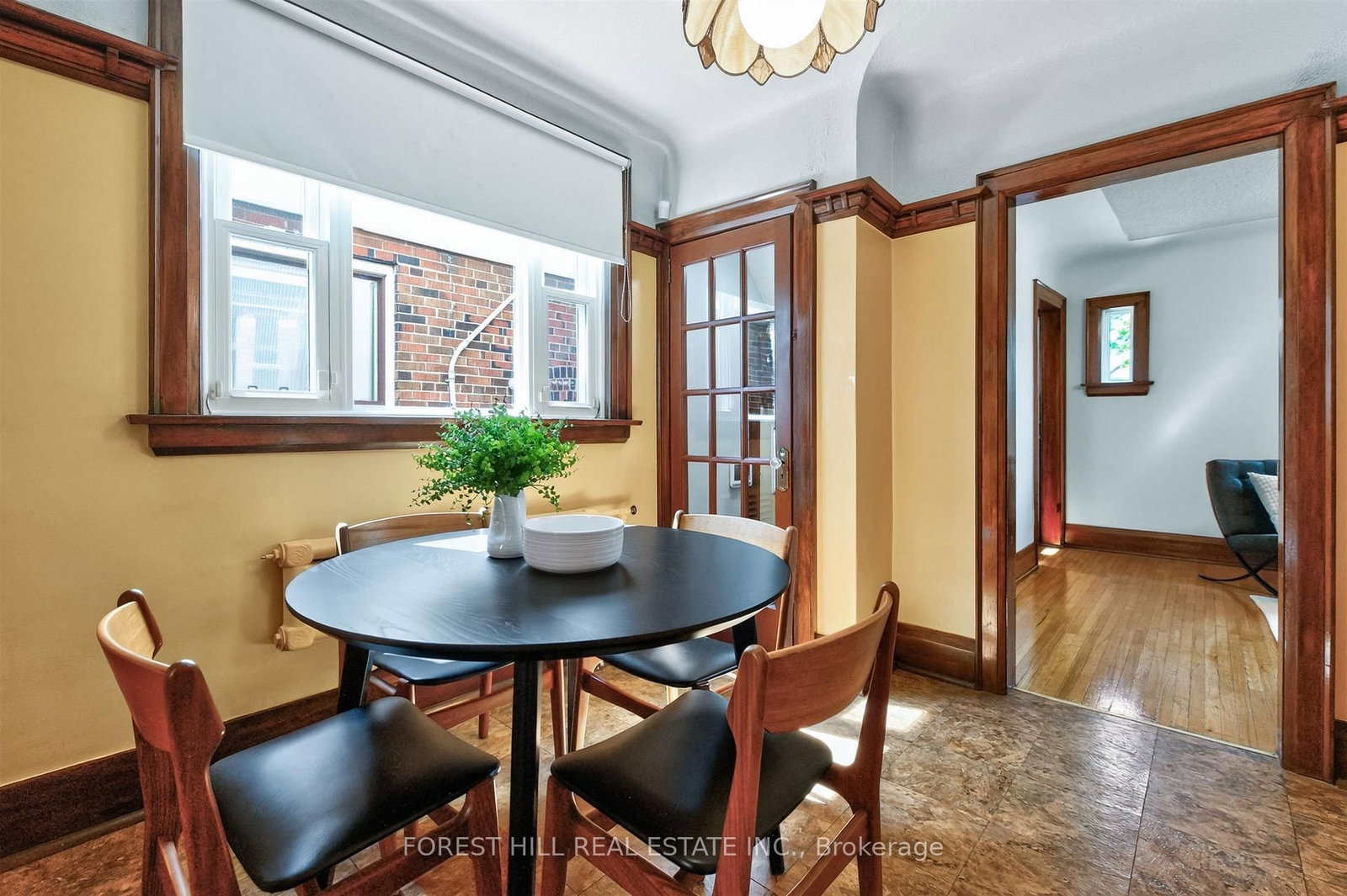 11 Yarrow Road • Toronto, ON photo 15