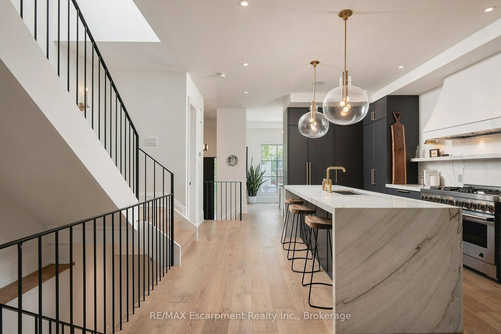 44 Thirteenth Street • Toronto, ON photo 13