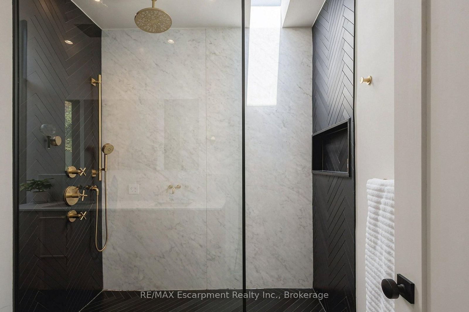 44 Thirteenth Street • Toronto, ON photo 26