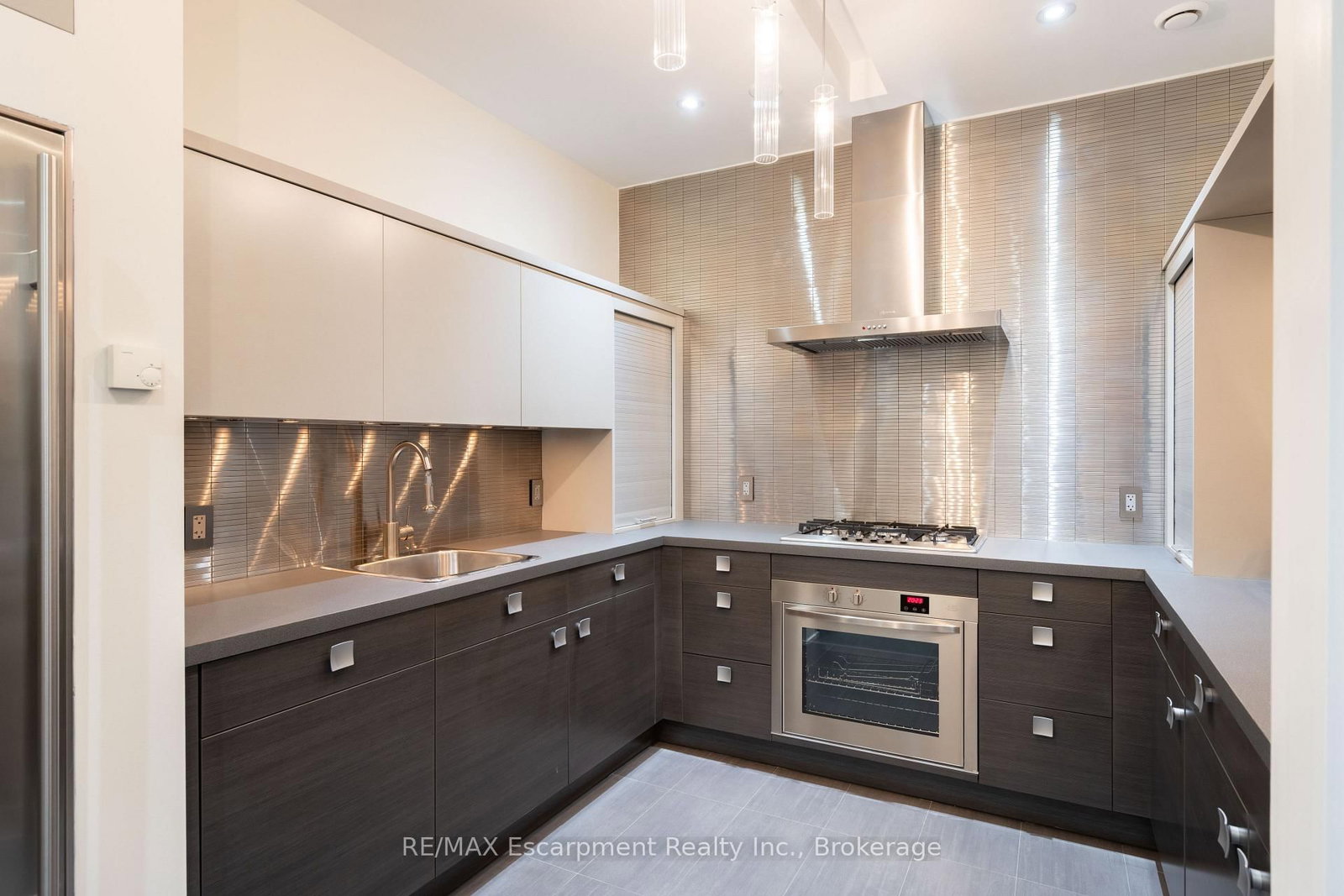 1540 WATERSEDGE Road • Mississauga, ON photo 36
