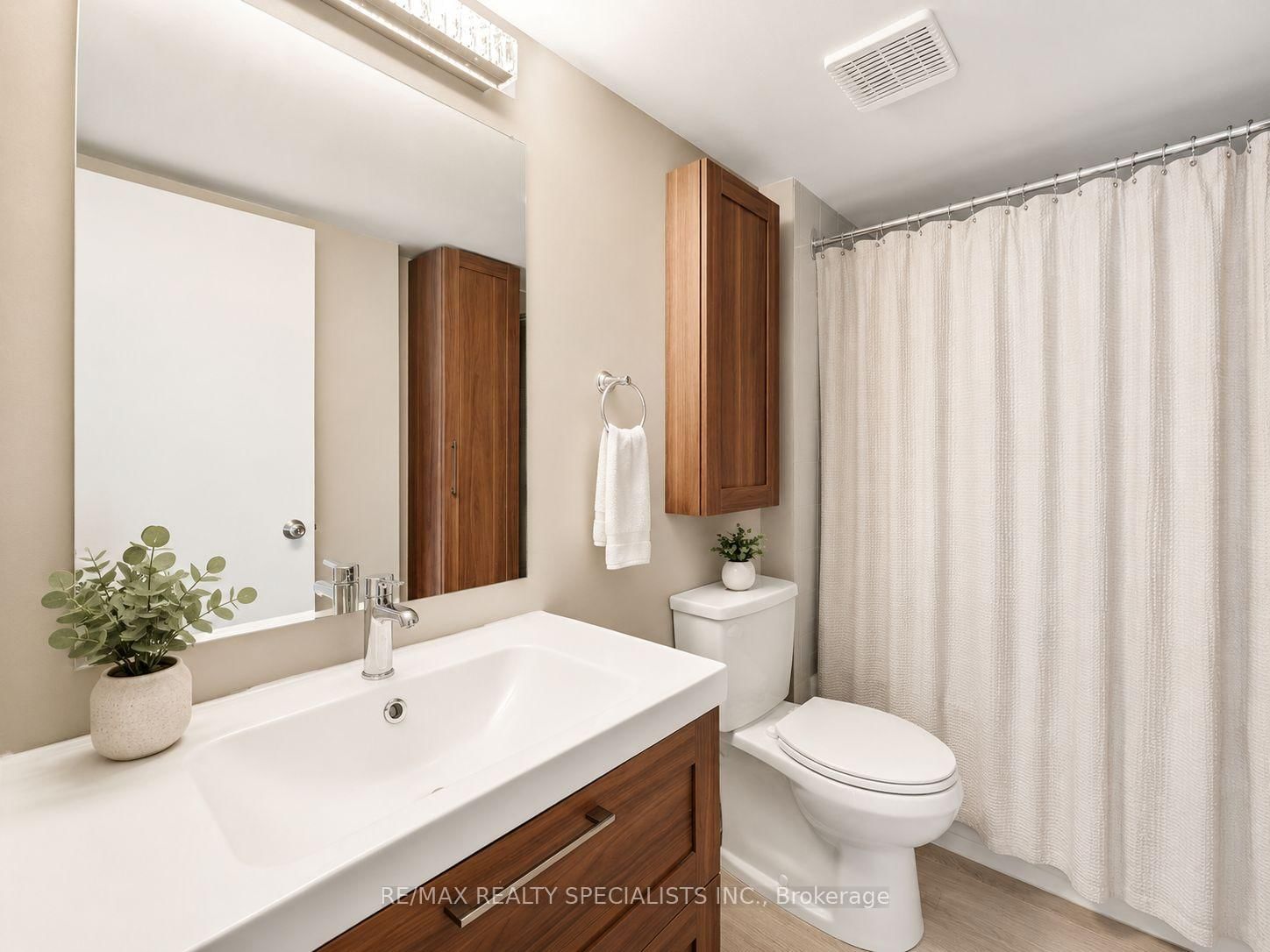 4205 Shipp Drive • #404 • Mississauga, ON photo 10