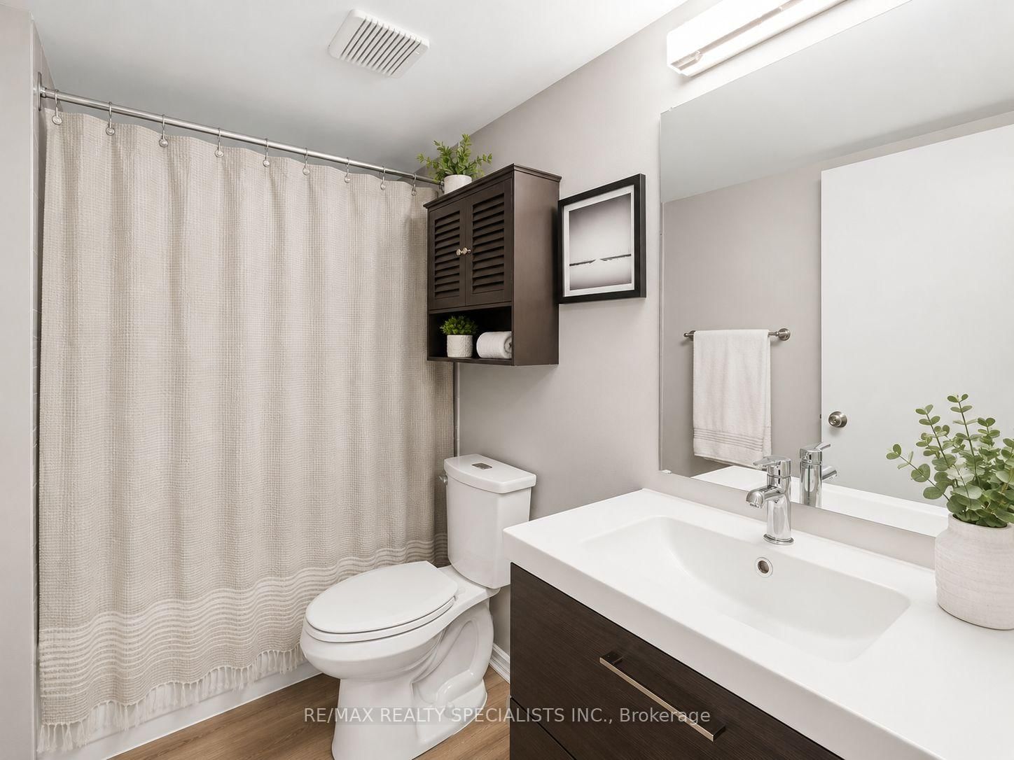 4205 Shipp Drive • #404 • Mississauga, ON photo 8