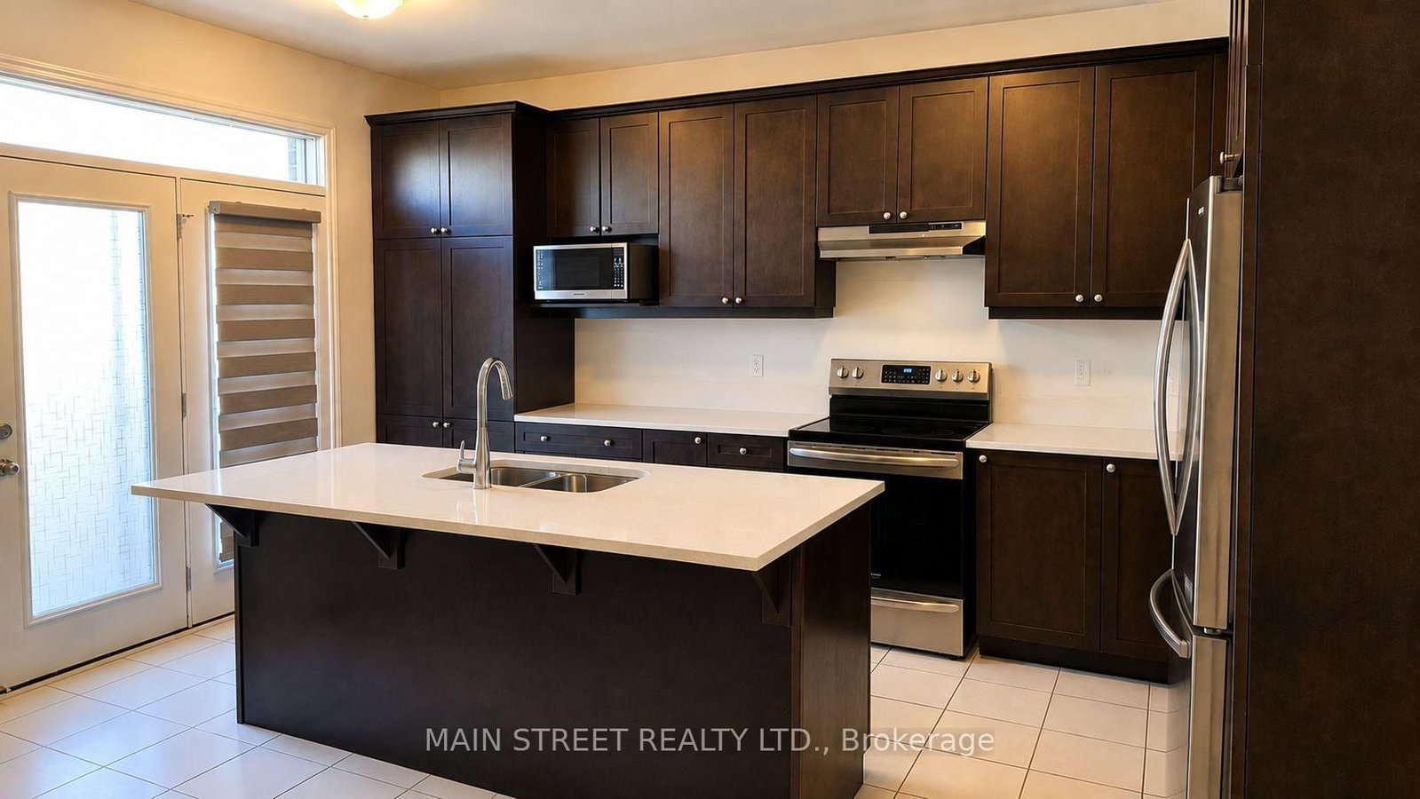 1253 Muskoka Heights • Milton, ON photo 9