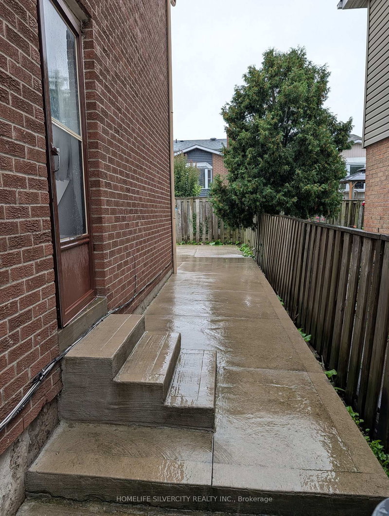 117 Simmons Boulevard