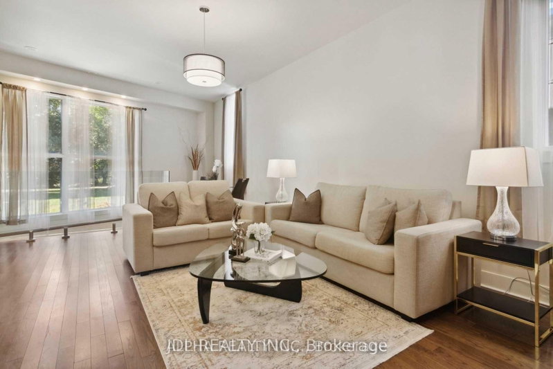 1436 Haig Mississauga,ON L5E 2N1 — Photo 12