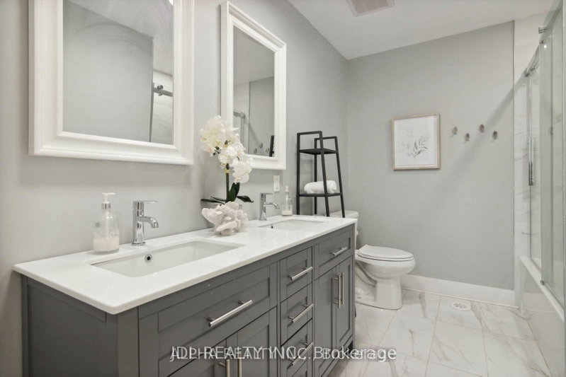1436 Haig Mississauga,ON L5E 2N1 — Photo 31