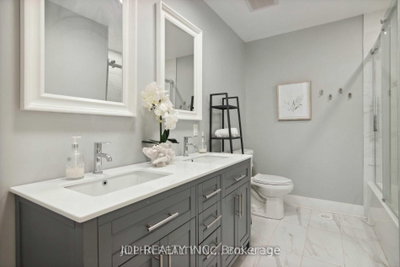 1436 Haig Mississauga,ON L5E 2N1 — Photo 31