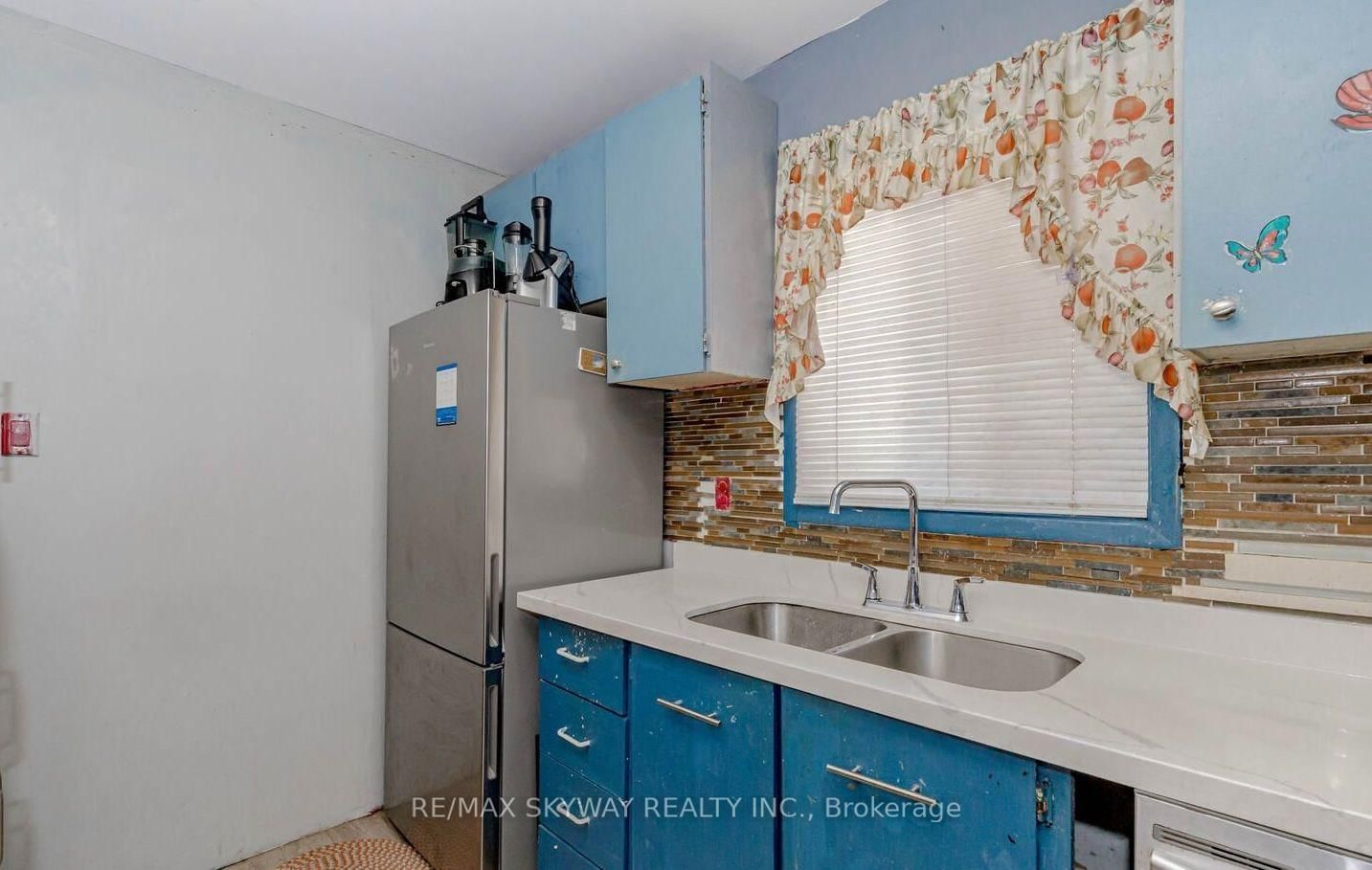 3 Hercules Court • Brampton, ON photo 10