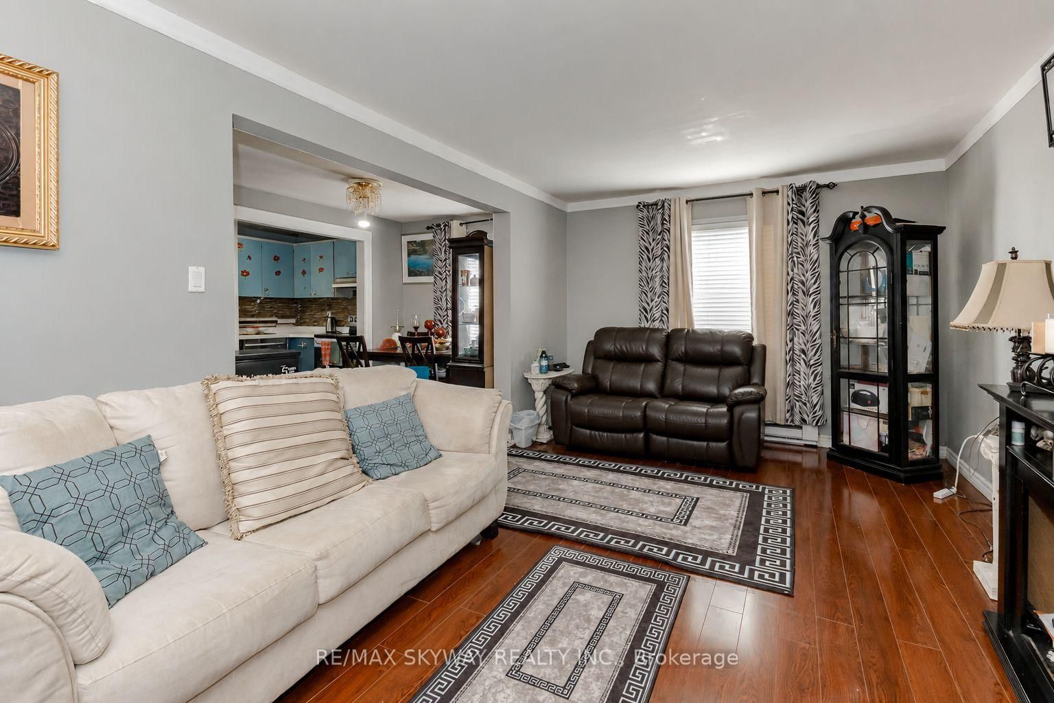 3 Hercules Court • Brampton, ON photo 4