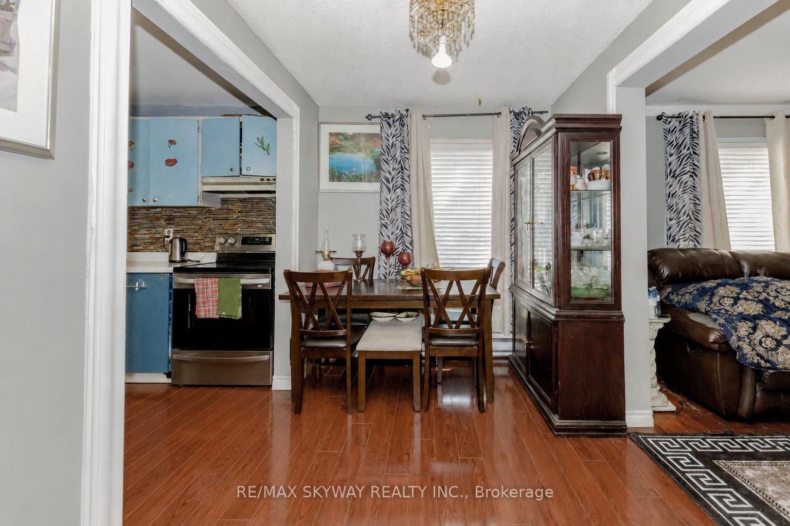 3 Hercules Court • Brampton, ON photo 6