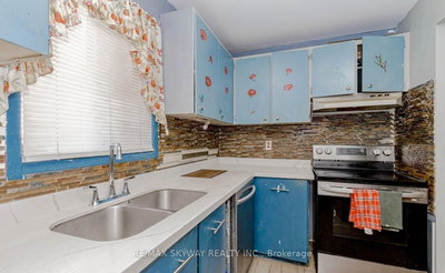 3 Hercules Court • Brampton, ON photo 9