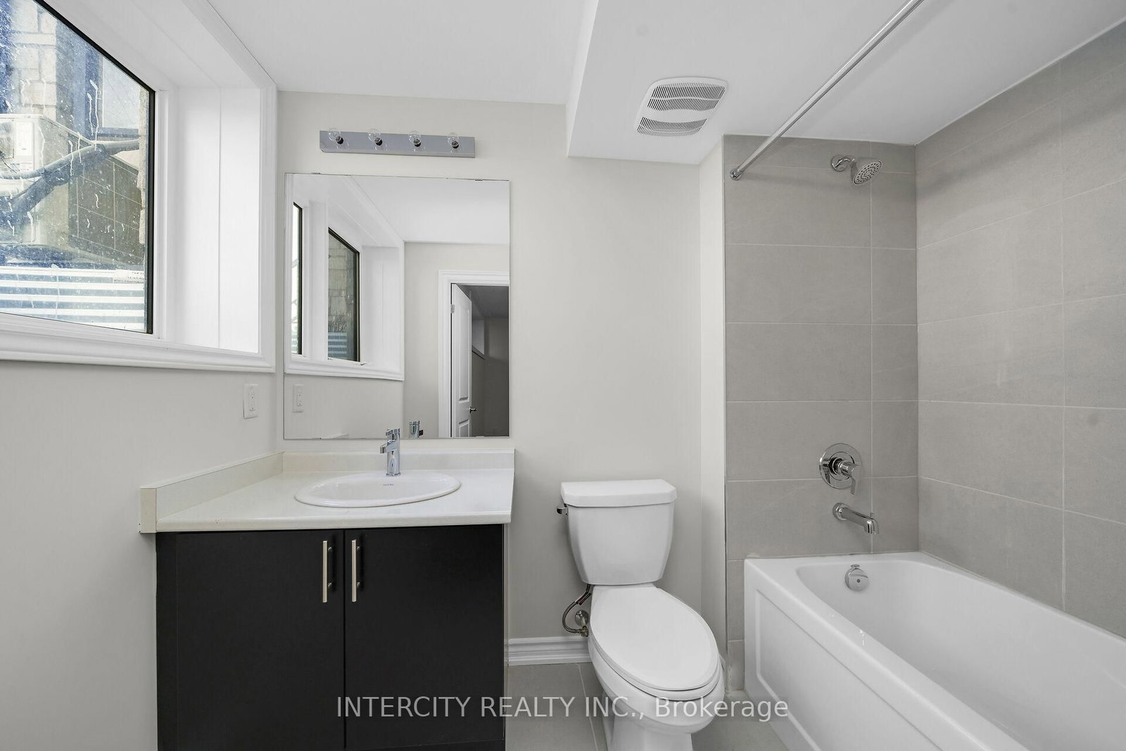 471 Tim Manley Avenue • #31F • Caledon, ON photo 16