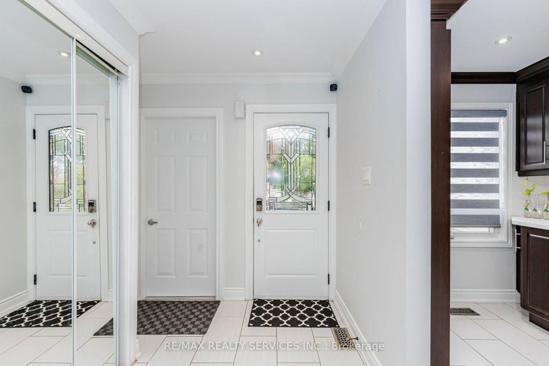 20 Murdoch Drive