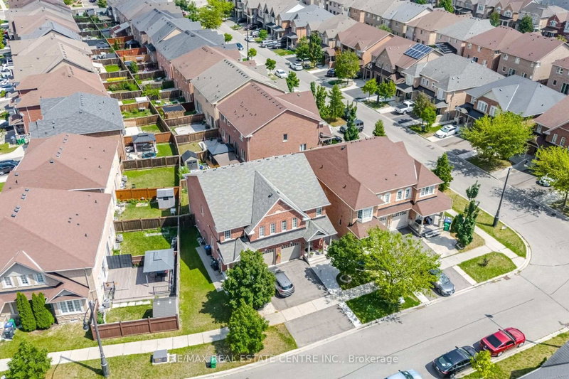 5 Delambray Street W