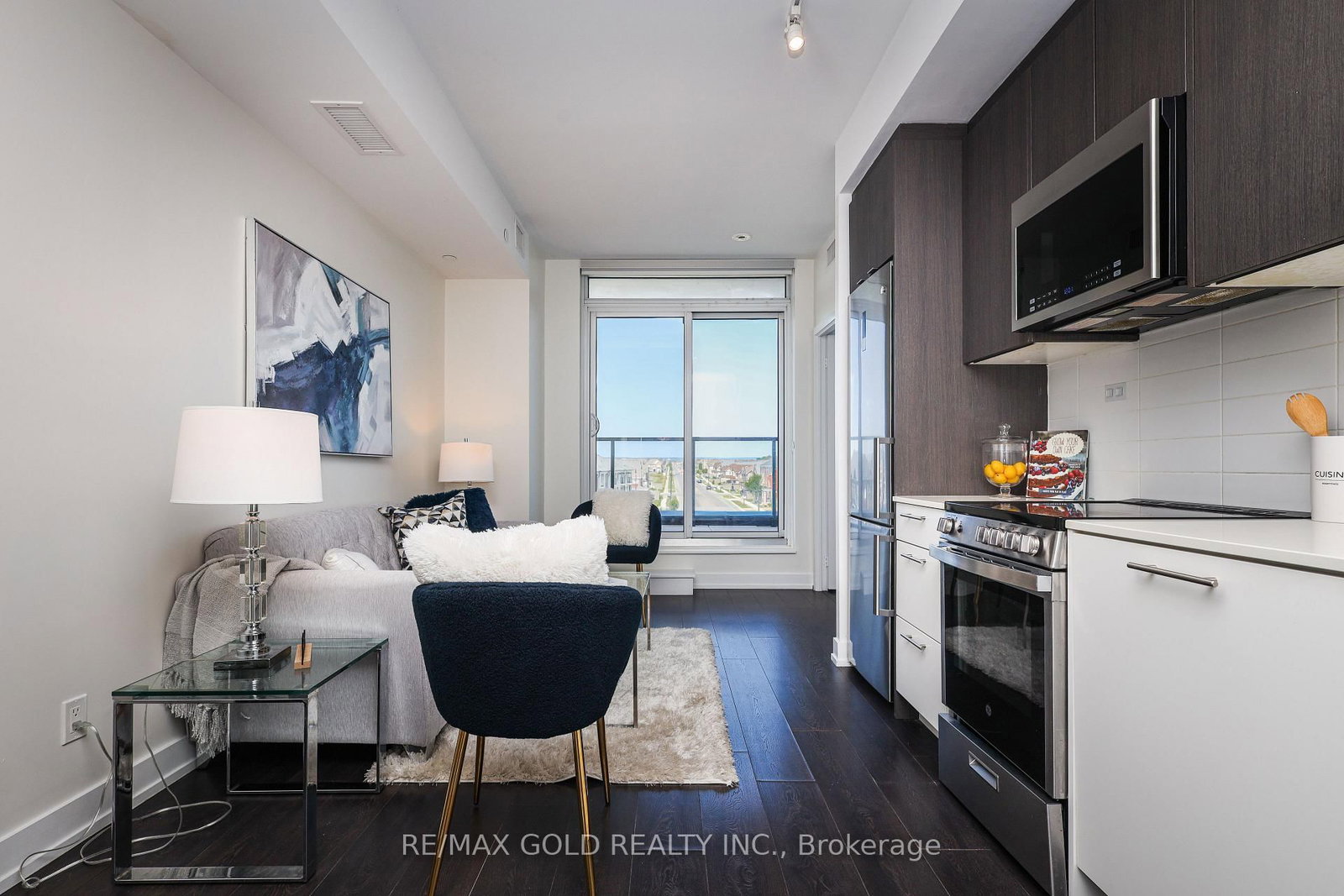 225 veterans Drive • #408 • Brampton, ON photo 1