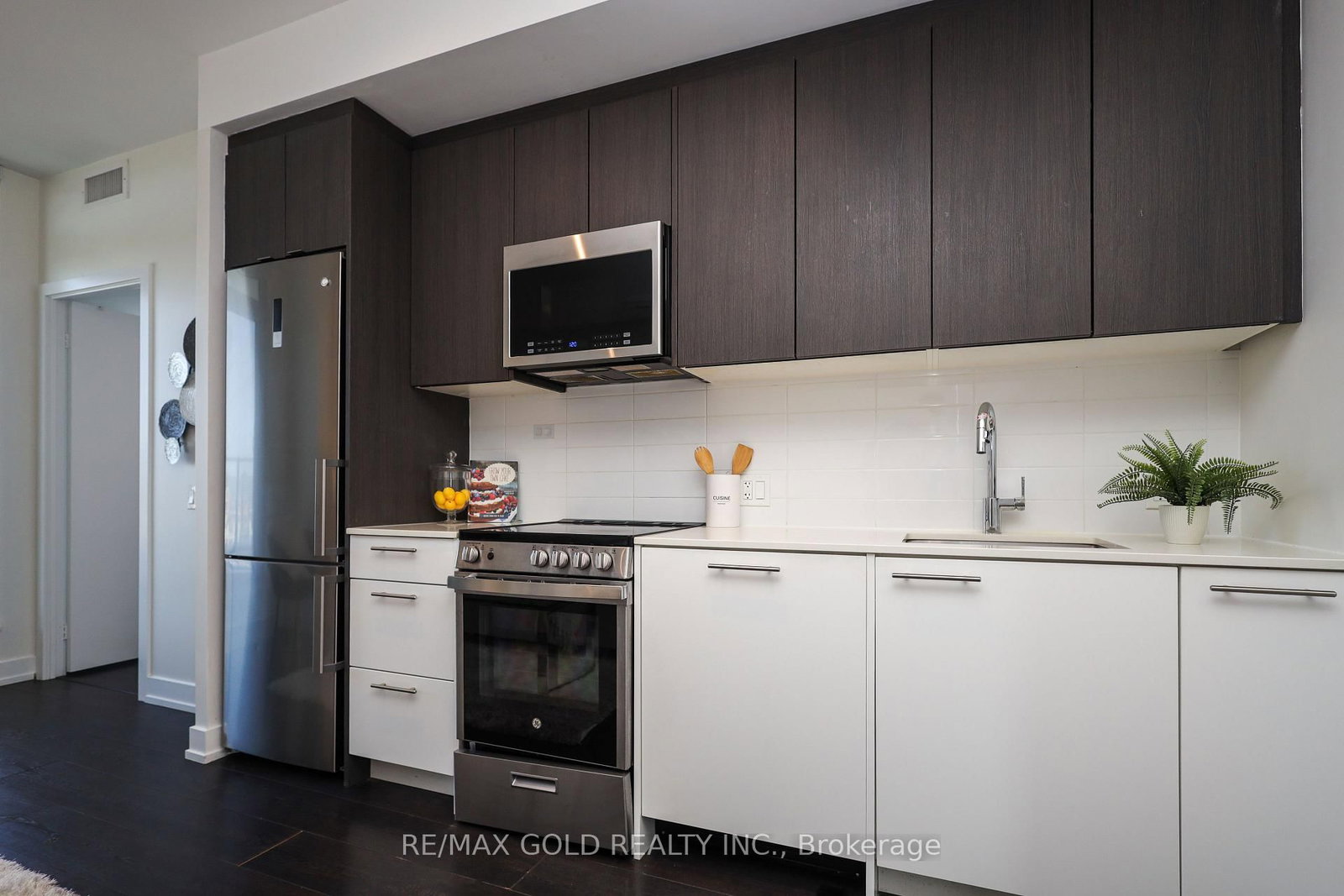 225 veterans Drive • #408 • Brampton, ON photo 19