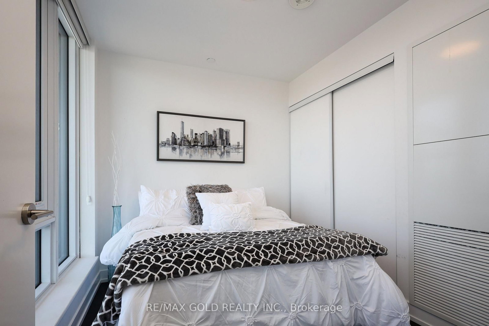 225 veterans Drive • #408 • Brampton, ON photo 21