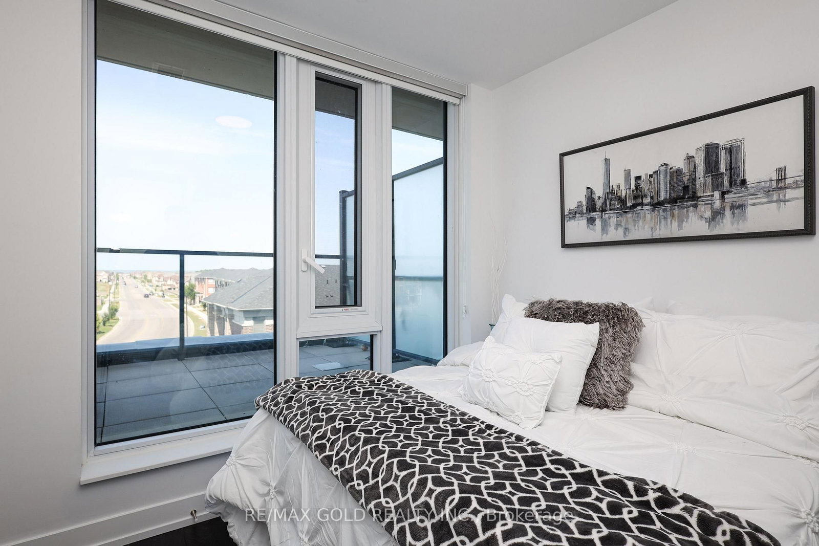 225 veterans Drive • #408 • Brampton, ON photo 23