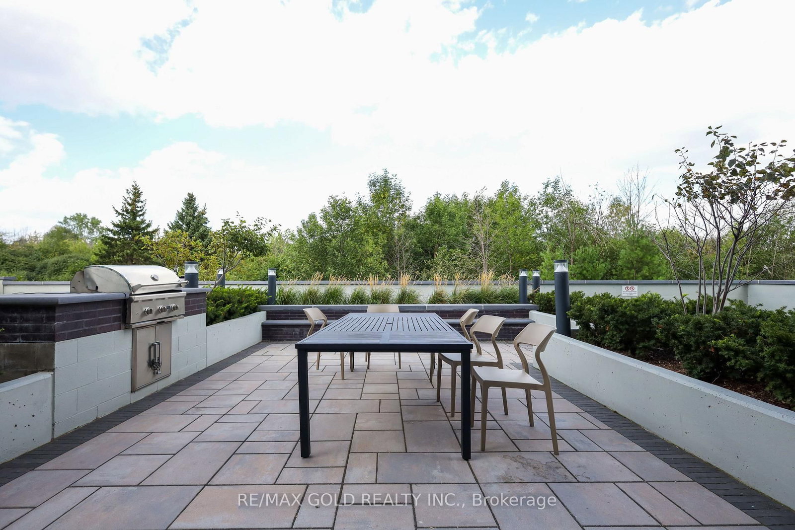 225 veterans Drive • #408 • Brampton, ON photo 37