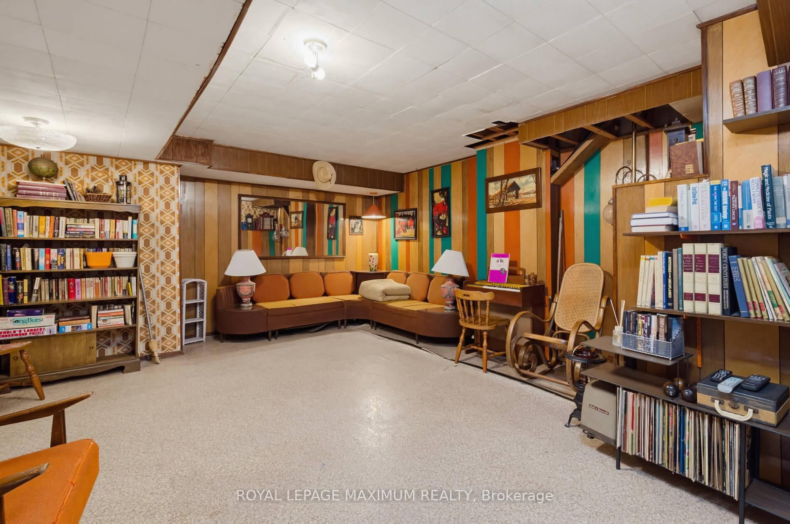 41 Strathavon Drive • Toronto, ON photo 22