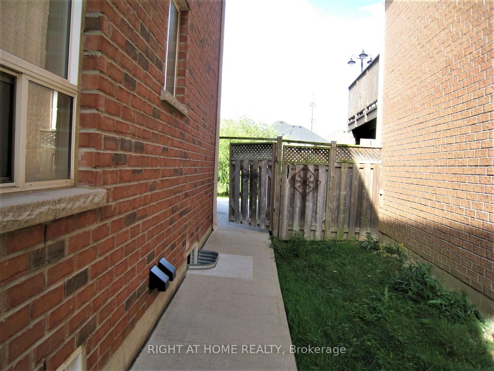 Basement-4757 Glasshill Grve, Mississauga, view 17