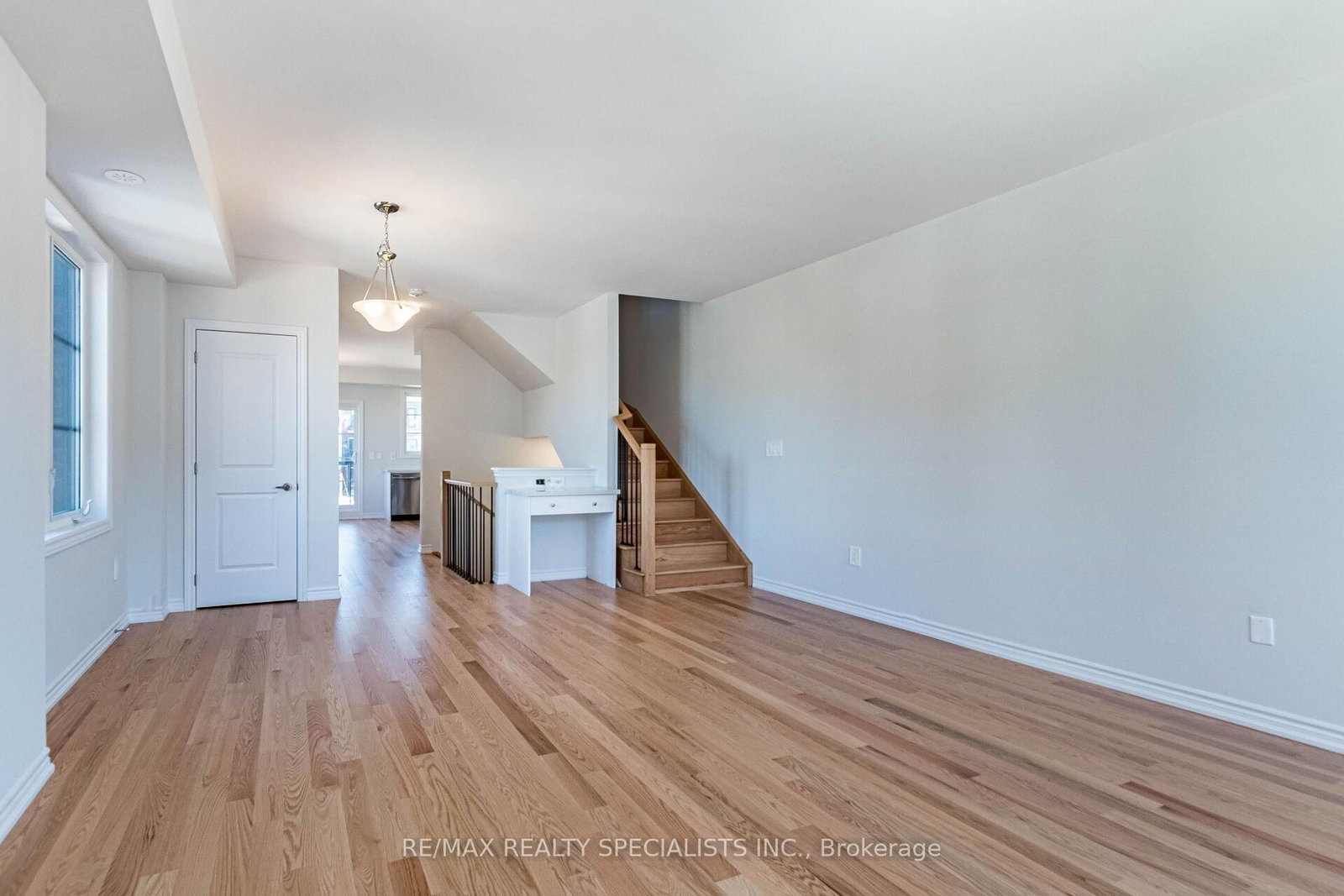 5966 Saigon St, Mississauga, view 14