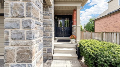 21 - 2600 Glengarry Rd - Photo 1