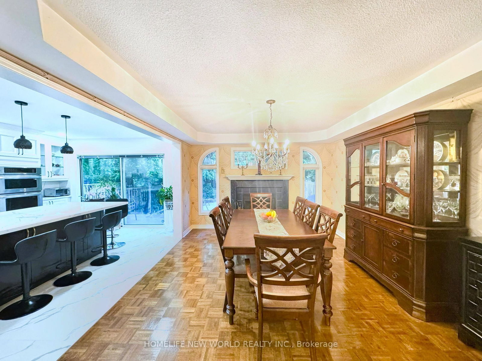 2326 Yorktown Circle • Mississauga, ON photo 13