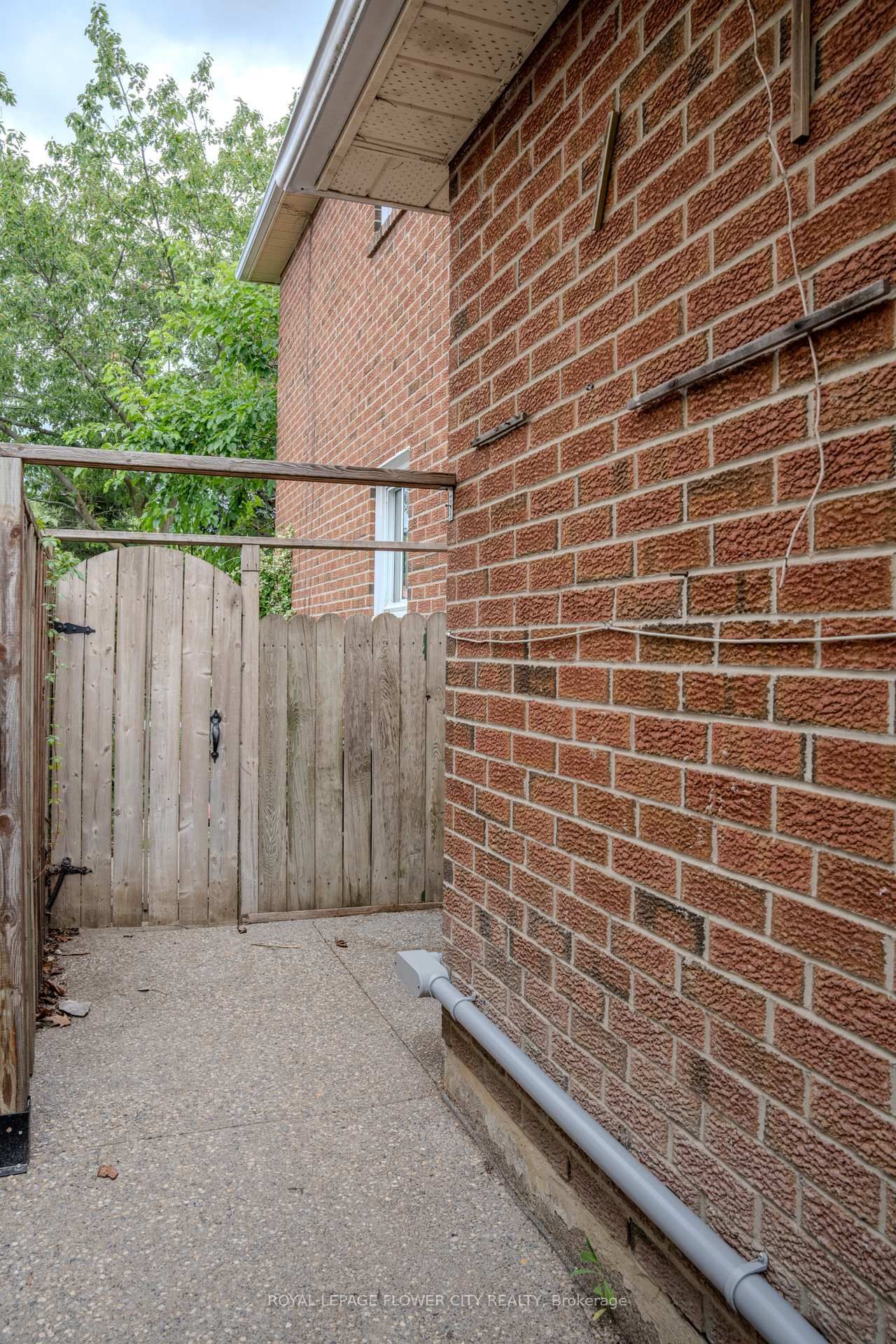 6 Crenshaw Crescent • Brampton, ON photo 39