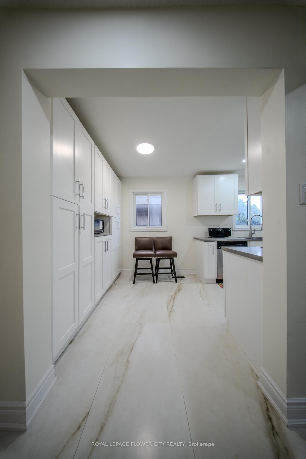 6 Crenshaw Crescent • Brampton, ON photo 8