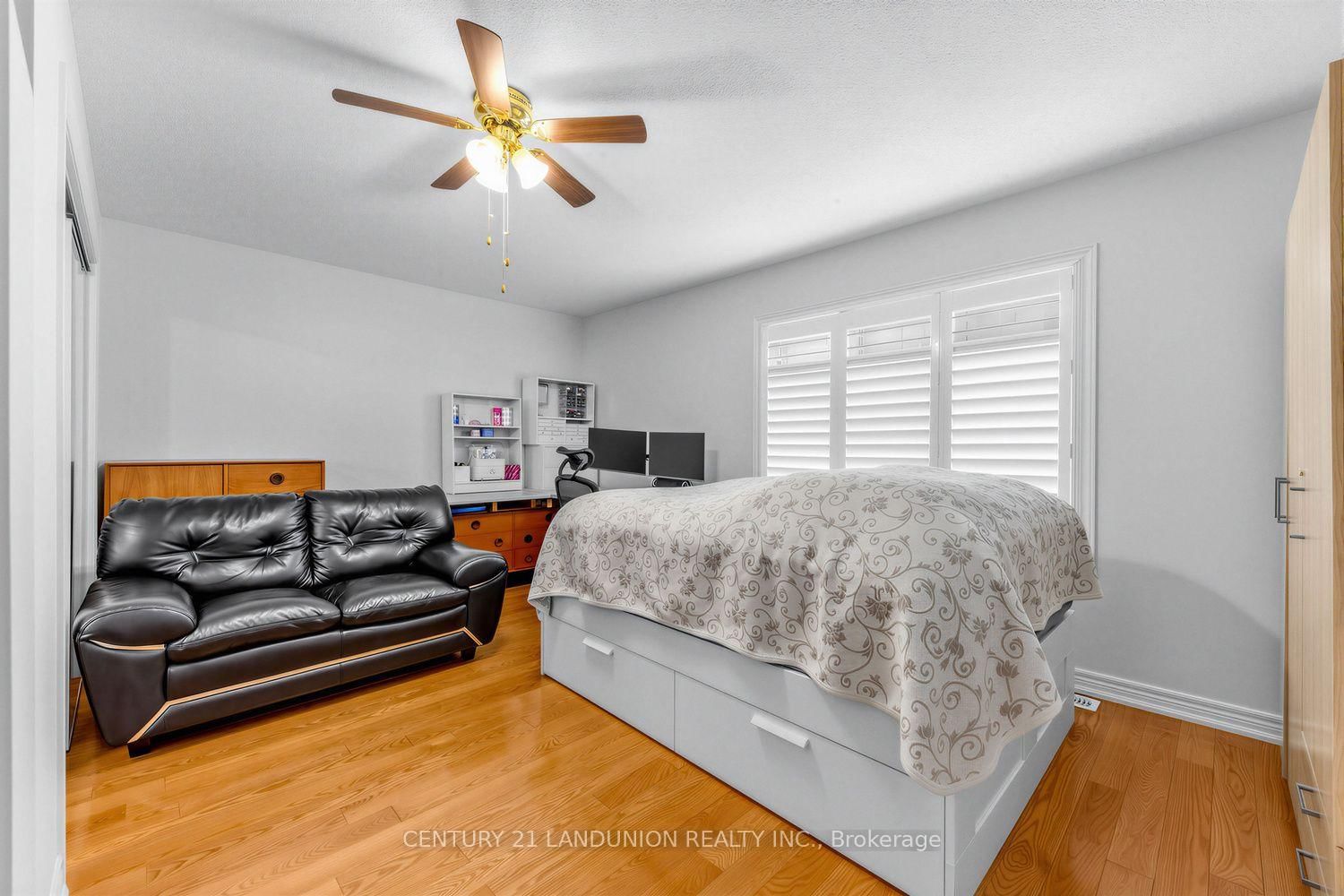 28 Herzberg Gardens • Toronto, ON photo 21