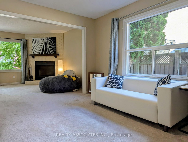 3279 Charlebrook Mississauga,ON L5L 5B4 — Photo 18