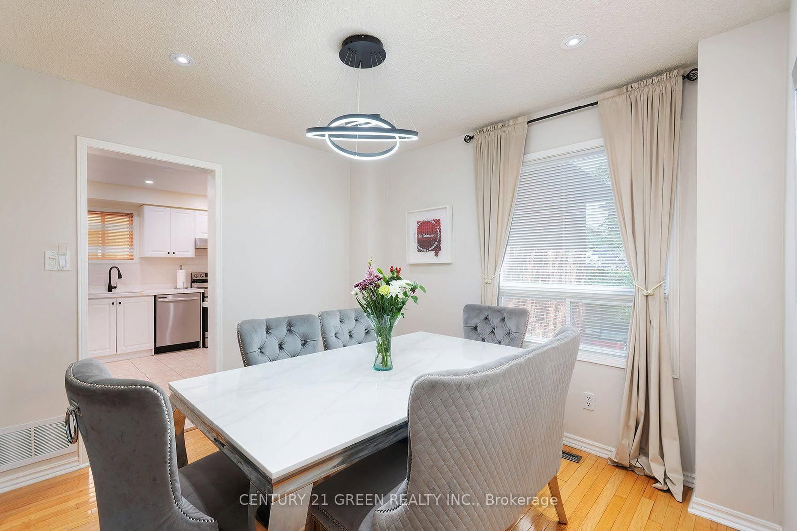 5806 Mersey Street • Mississauga, ON photo 10