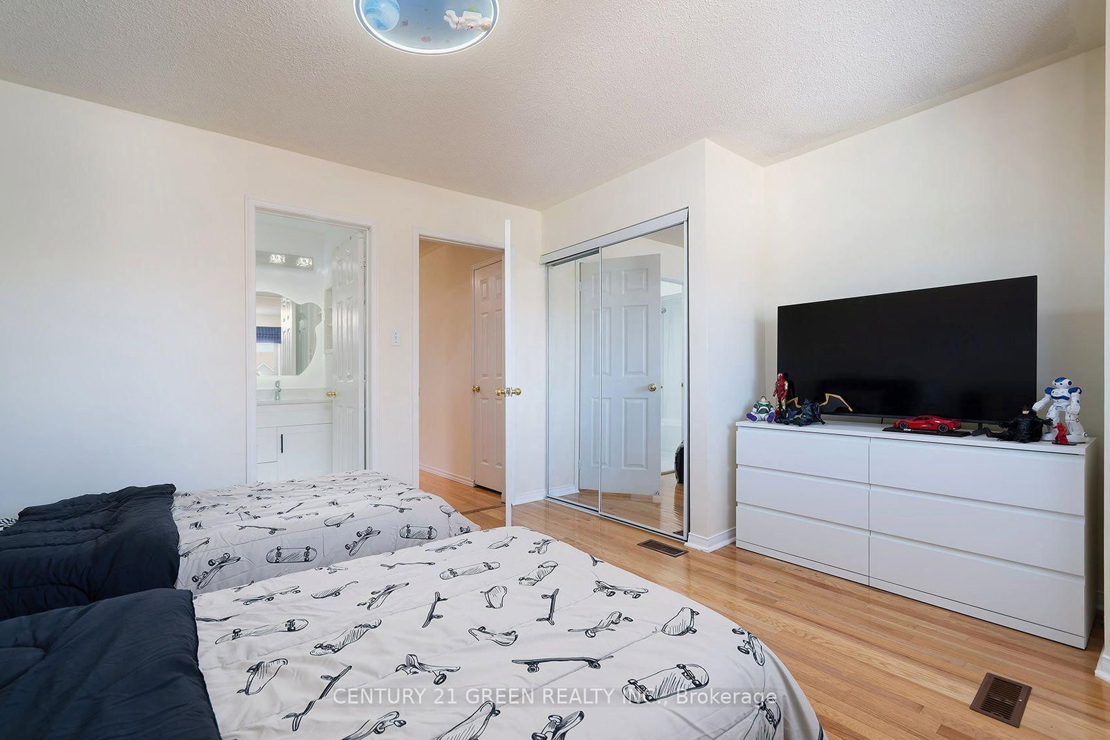 5806 Mersey Street • Mississauga, ON photo 21