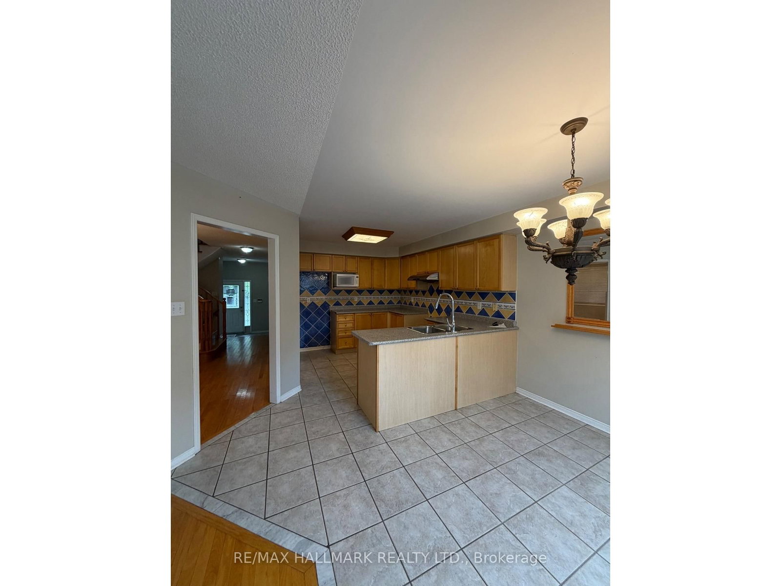 50 Farthingale Crescent • Brampton, ON photo 13