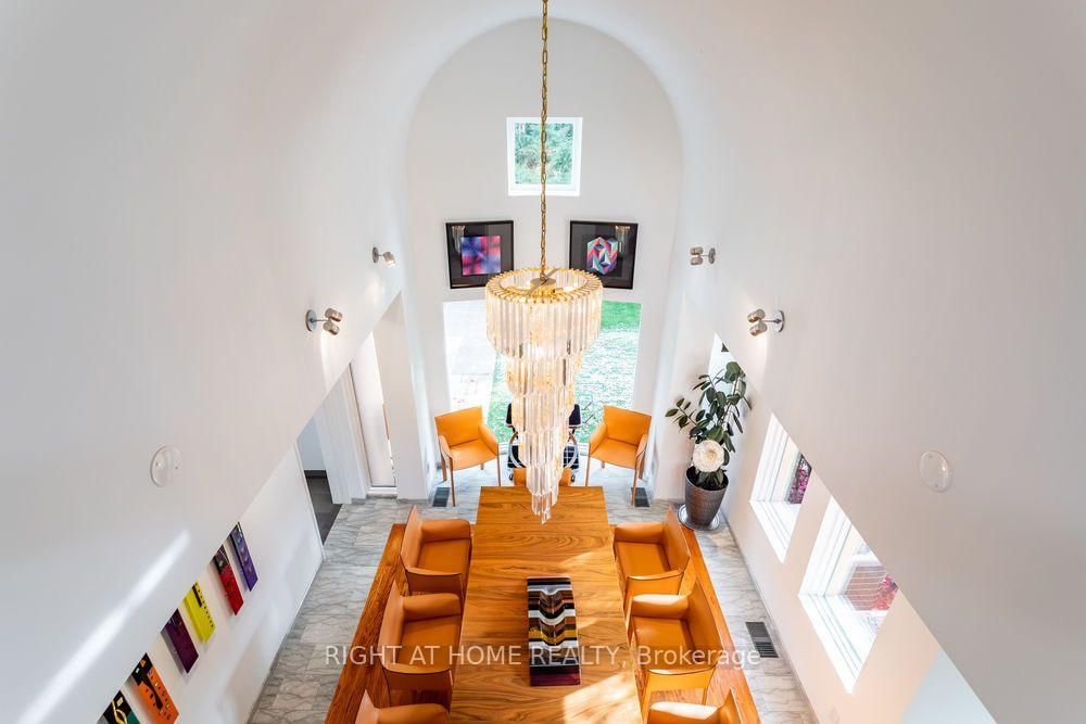 1 Friars Lane • Toronto, ON photo 10