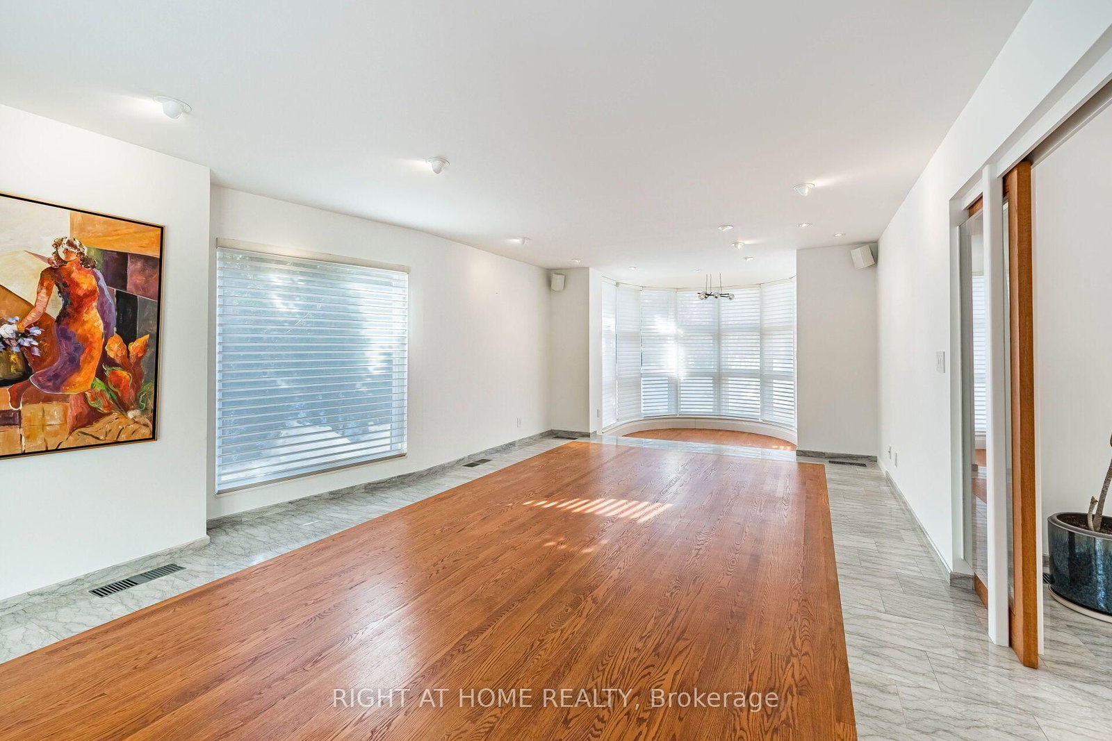 1 Friars Lane • Toronto, ON photo 17