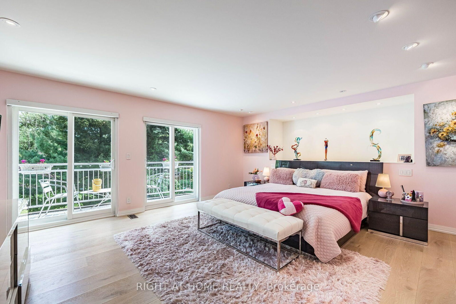 1 Friars Lane • Toronto, ON photo 28