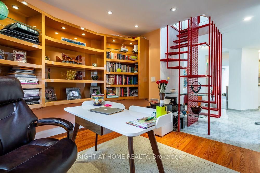 1 Friars Lane • Toronto, ON photo 35