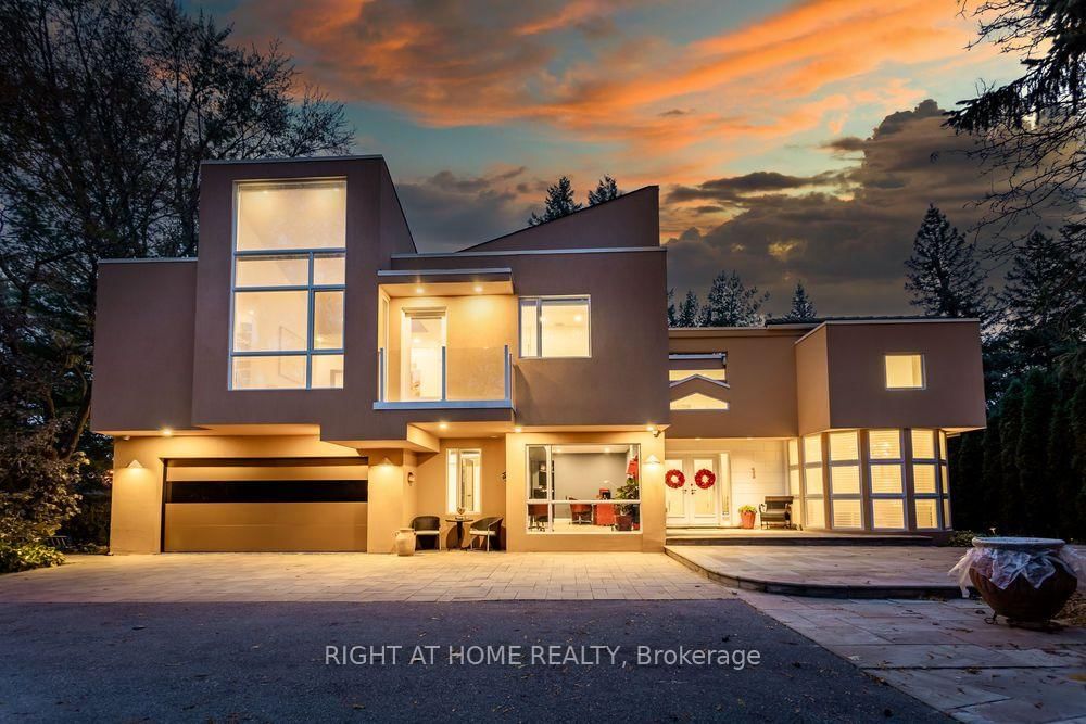 1 Friars Lane • Toronto, ON photo 38