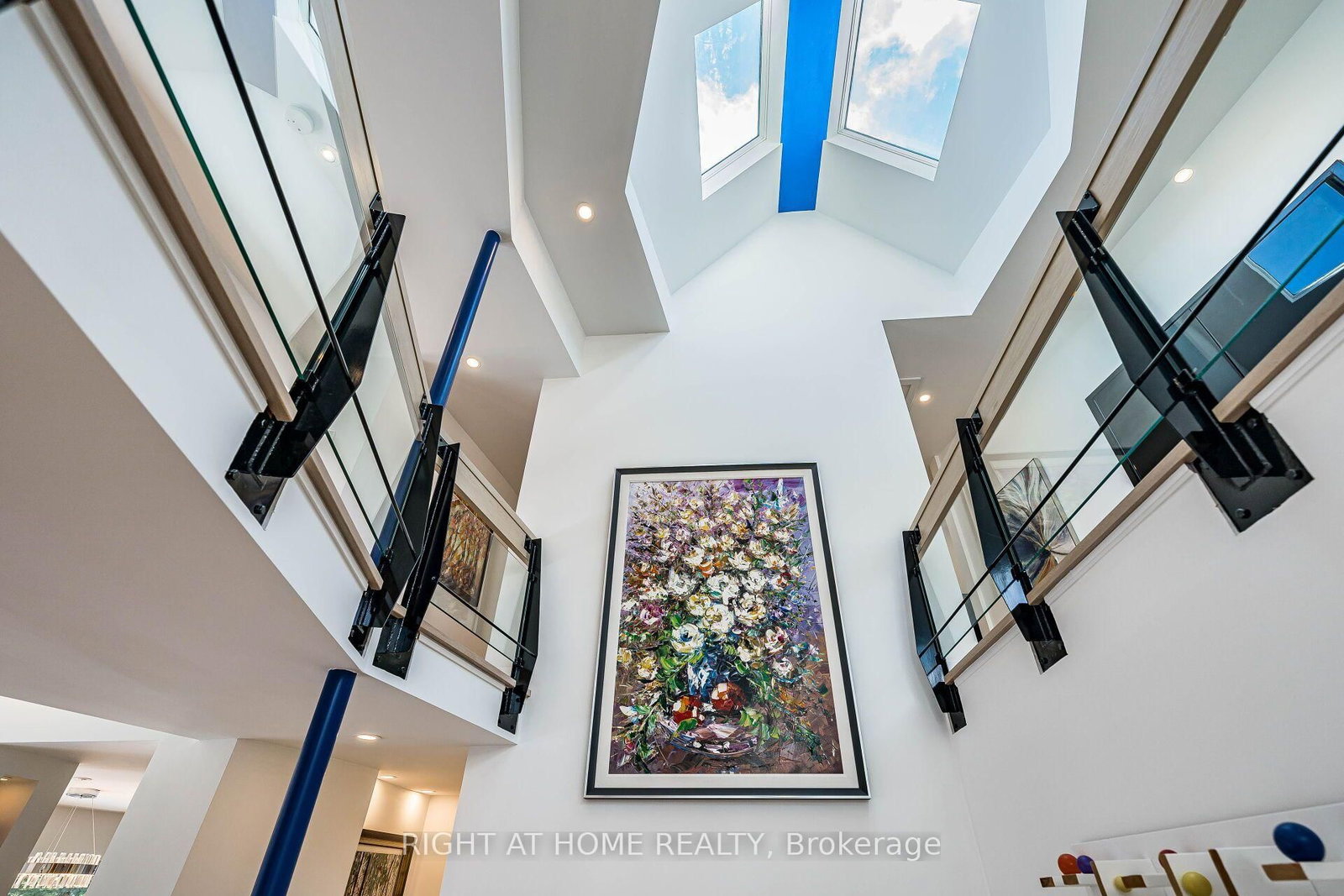 1 Friars Lane • Toronto, ON photo 4