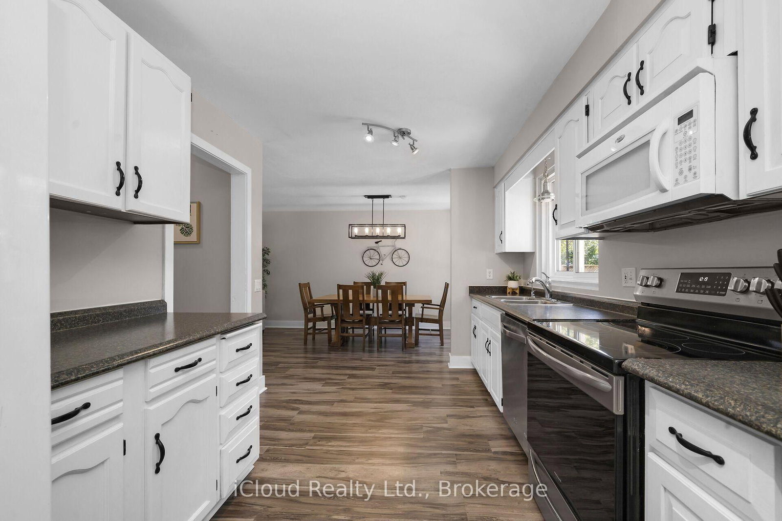 128 Elmore Drive • Halton Hills, ON photo 13