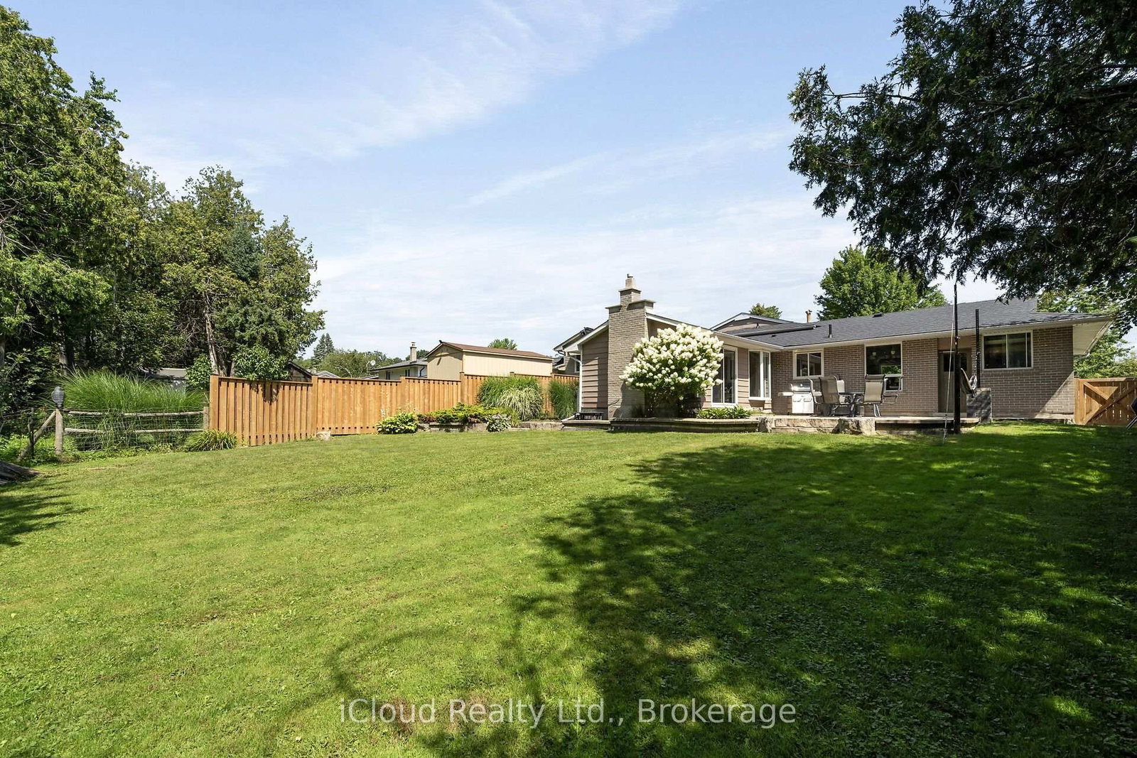 128 Elmore Drive • Halton Hills, ON photo 37