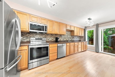 3881 Ponderosa Lane • Mississauga, ON photo 9