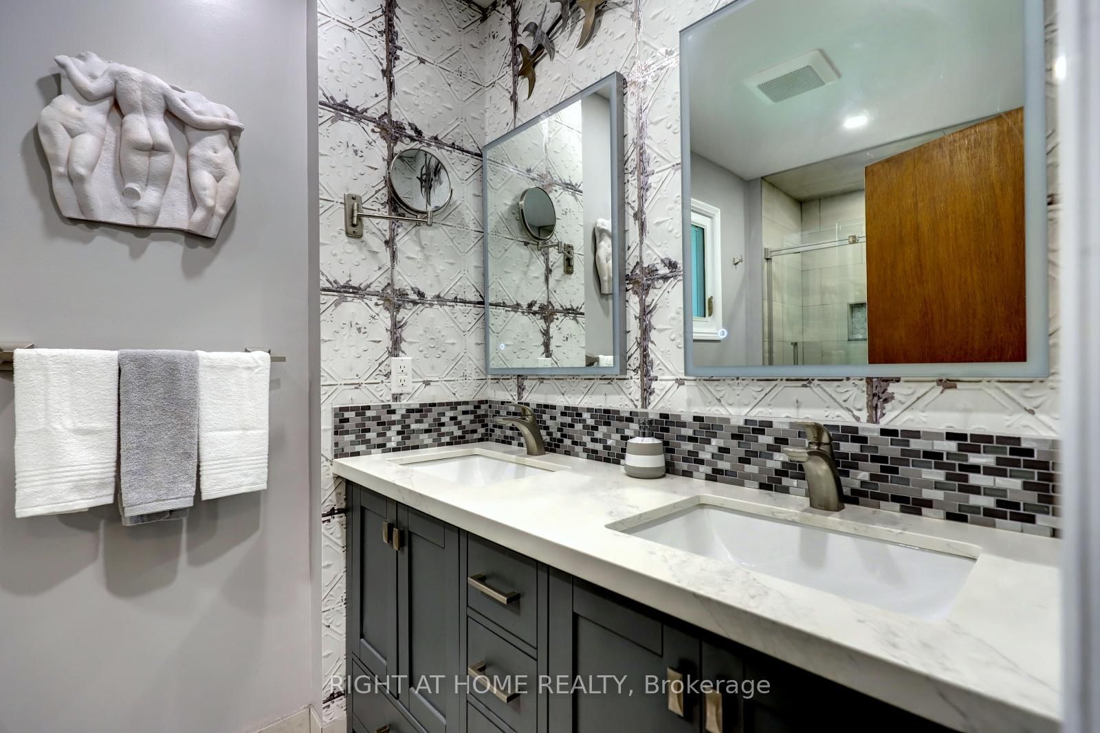 1412 Carmen Drive • Mississauga, ON photo 22